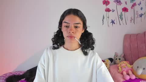 maddy_parker__ online show from 04/06/26, 10:33