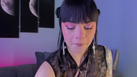 Snapshot of maddy_walker chatting on 01/08/25, 09:01 Maddy online show from 01/08/25, 09:01