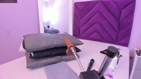 maddyjohnsonn online show from 01/20/25, 03:37