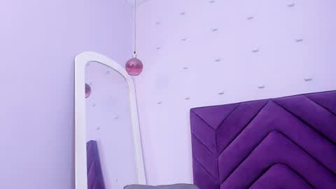 maddyjohnsonn online show from 02/02/25, 09:40