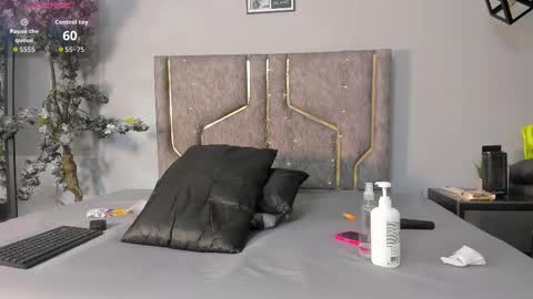 maddyjohnsonn online show from 01/17/26, 03:44