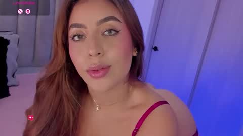 Lina  online show from 04/12/26, 12:15