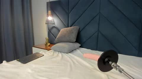 Maddy  online show from 04/10/26, 10:36