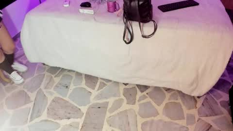 Maddy online show from 10/23/25, 11:53