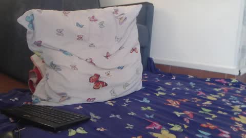 Julia online show from 04/16/26, 02:12