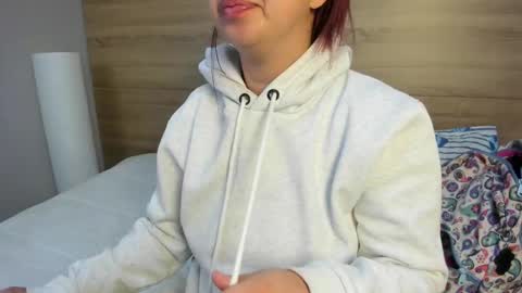 Madelaine  online show from 03/21/26, 10:09