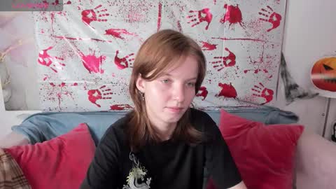 madelaines online show from 10/25/25, 09:06