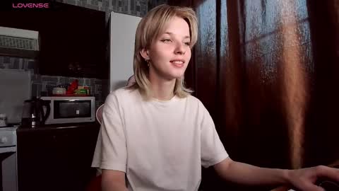 madelaines online show from 05/24/26, 11:32