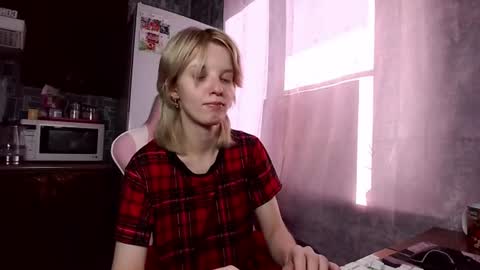 madelaines online show from 06/20/26, 11:02