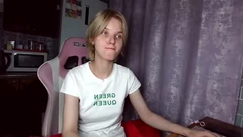 madelaines online show from 07/12/26, 06:32