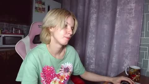 madelaines online show from 07/15/26, 07:08