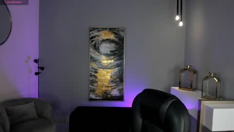 Madeline online show from 03/02/25, 09:31