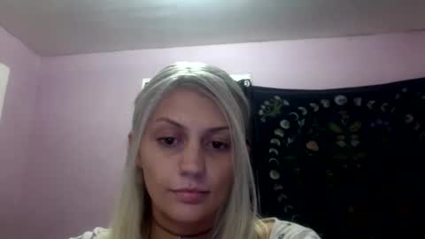 Snapshot of madelinevalentine chatting on 11/10/25, 10:36 madeline online show from 11/10/25, 10:36