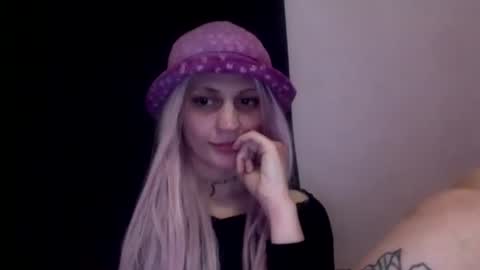 Snapshot of madelinevalentine chatting on 02/09/26, 12:47 madeline online show from 02/09/26, 12:47