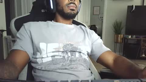 madevonte online show from 07/10/26, 05:37