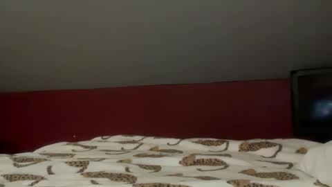 Snapshot of madibaby999 chatting on 10/03/25, 11:24 madibaby999 online show from 10/03/25, 11:24