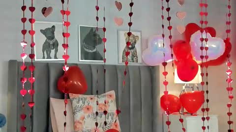 Snapshot of madie_collins7 chatting on 02/11/25, 05:40 Madie online show from 02/11/25, 05:40