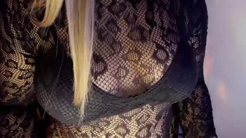 Madisson Smith  online show from 05/06/26, 05:46