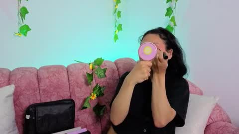 Snapshot of madison__beer chatting on 09/24/25, 12:47 Madison online show from 09/24/25, 12:47