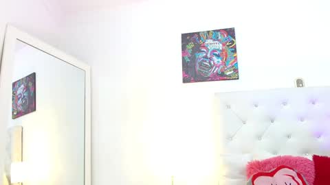 Snapshot of madison_horny69 chatting on 02/03/25, 01:51 Jenny online show from 02/03/25, 01:51