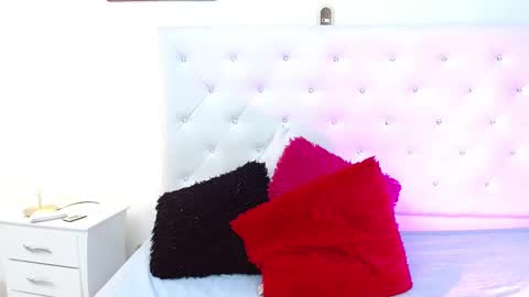 Snapshot of madison_horny69 chatting on 03/08/25, 02:19 Jenny online show from 03/08/25, 02:19