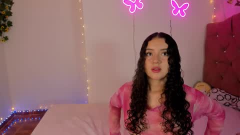 Snapshot of madison_pettis1 chatting on 09/24/25, 03:32 Madison online show from 09/24/25, 03:32