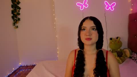 Snapshot of madison_pettis1 chatting on 09/27/25, 03:11 Madison online show from 09/27/25, 03:11