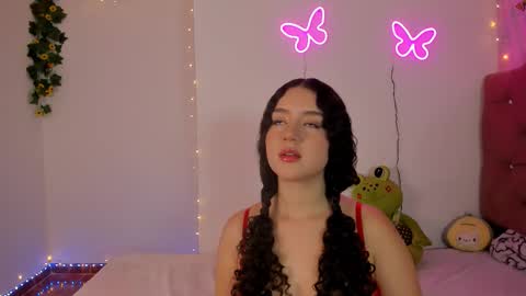 Snapshot of madison_pettis1 chatting on 10/13/25, 03:06 Madison online show from 10/13/25, 03:06