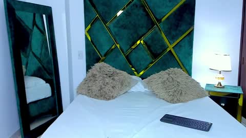 Snapshot of madison_rinaldi chatting on 02/01/25, 11:54 madison_rinaldi online show from 02/01/25, 11:54