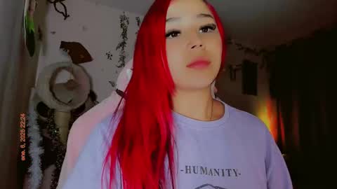 Snapshot of madison_x17 chatting on 01/07/25, 03:24 madso x17 online show from 01/07/25, 03:24