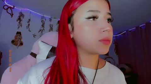 Snapshot of madison_x17 chatting on 01/27/25, 01:37 madso x17 online show from 01/27/25, 01:37