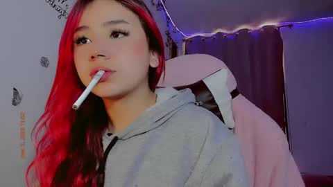 Snapshot of madison_x17 chatting on 03/05/25, 04:57 madso x17 online show from 03/05/25, 04:57