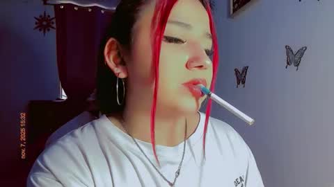 Snapshot of madison_x17 chatting on 11/07/25, 08:31 madso x17 online show from 11/07/25, 08:31