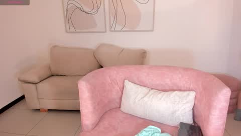 Snapshot of madisonkane chatting on 10/30/25, 11:11 Madison Kane online show from 10/30/25, 11:11