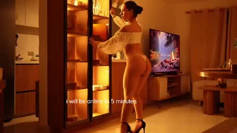 Snapshot of madisonlara chatting on 06/19/26, 05:17 madisonlara online show from 06/19/26, 05:17