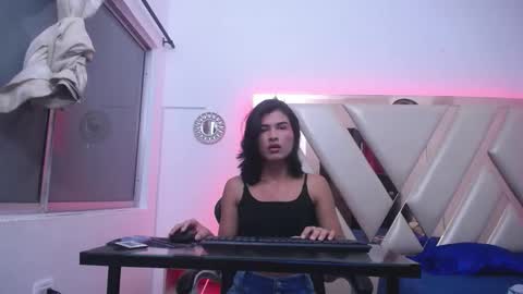 Snapshot of madisson_jones18 chatting on 03/20/26, 11:48 madisson_jones18 online show from 03/20/26, 11:48