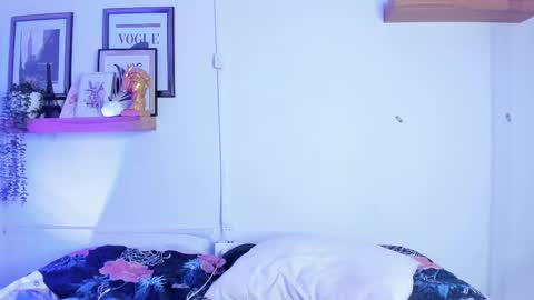    online show from 05/18/26, 07:09