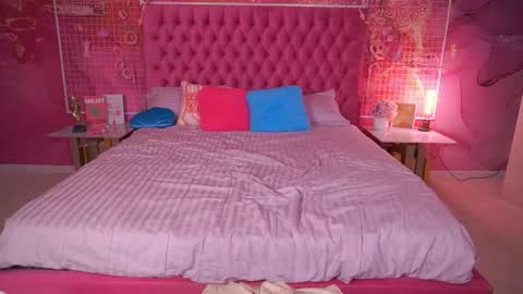 madissonsoft online show from 10/04/25, 01:20