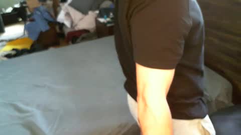 Guigui online show from 03/22/26, 01:25