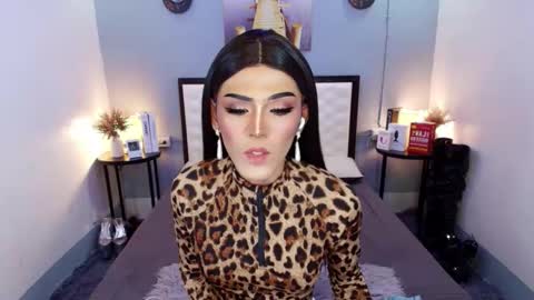 Snapshot of madnesswilxx chatting on 10/02/25, 12:50 Wil online show from 10/02/25, 12:50