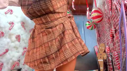 Madoka online show from 12/21/25, 12:07