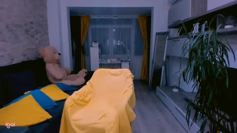 Madye Roberts online show from 12/09/24, 02:24