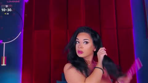 MadyLuxx online show from 10/10/25, 07:13