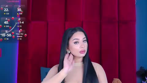 MadyLuxx online show from 05/15/26, 06:48