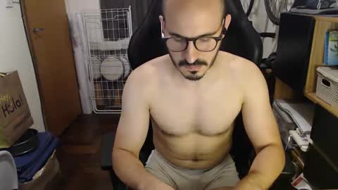 Snapshot of madziula chatting on 01/06/25, 05:19 Peter online show from 01/06/25, 05:19