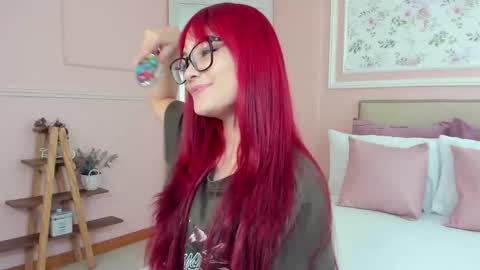 Mae Lyra online show from 02/01/26, 07:01