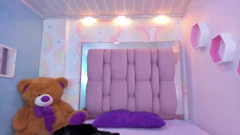 MAEE ANGELS online show from 02/11/25, 10:18