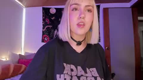 Maeve  schedule 11 am- 530 pm colombia time  online show from 03/06/26, 04:03