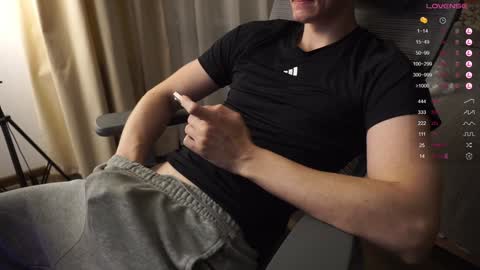 Mike XMaestro 3369 online show from 12/24/24, 08:05