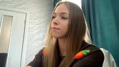 Sara online show from 03/08/26, 06:17